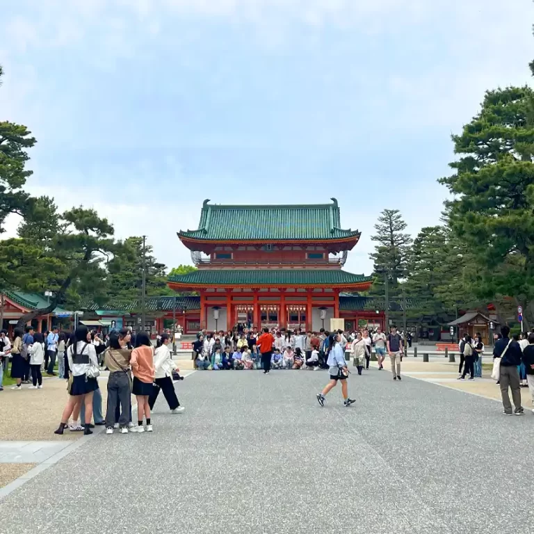 Santuario de Heian Jingu - Guia de Kioto Japón