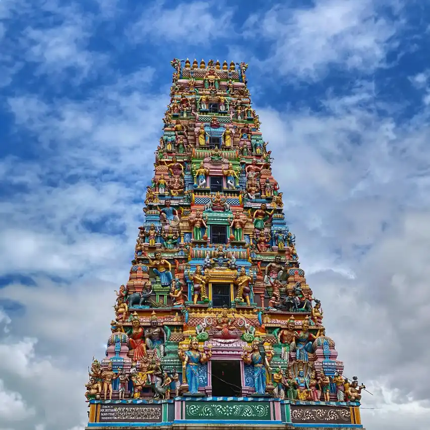 Templo de Sri Veeramakaliamman en Singapur - Guía de Singapur